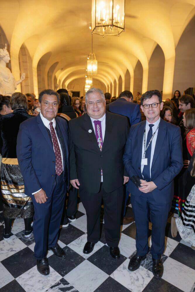 Vernissage de l'exposition « 1725. Des alliés amériendiens à la cours de Louis XV» à Versailles - Emmanuel Kasarhérou et Pierre-Emmanuel Lecerf