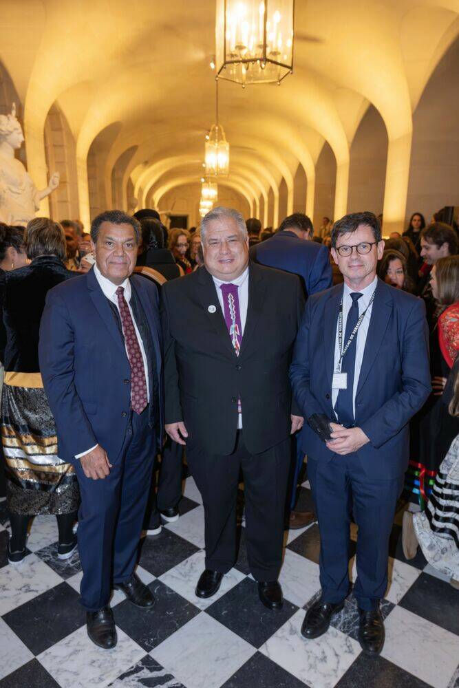 Vernissage de l'exposition « 1725. Des alliés amériendiens à la cours de Louis XV» à Versailles - Emmanuel Kasarhérou et Pierre-Emmanuel Lecerf